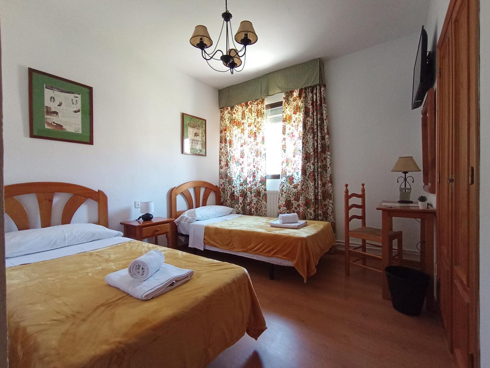 Hostal Rural Alto Tajo Poveda Poveda de la Sierra Exteriör bild
