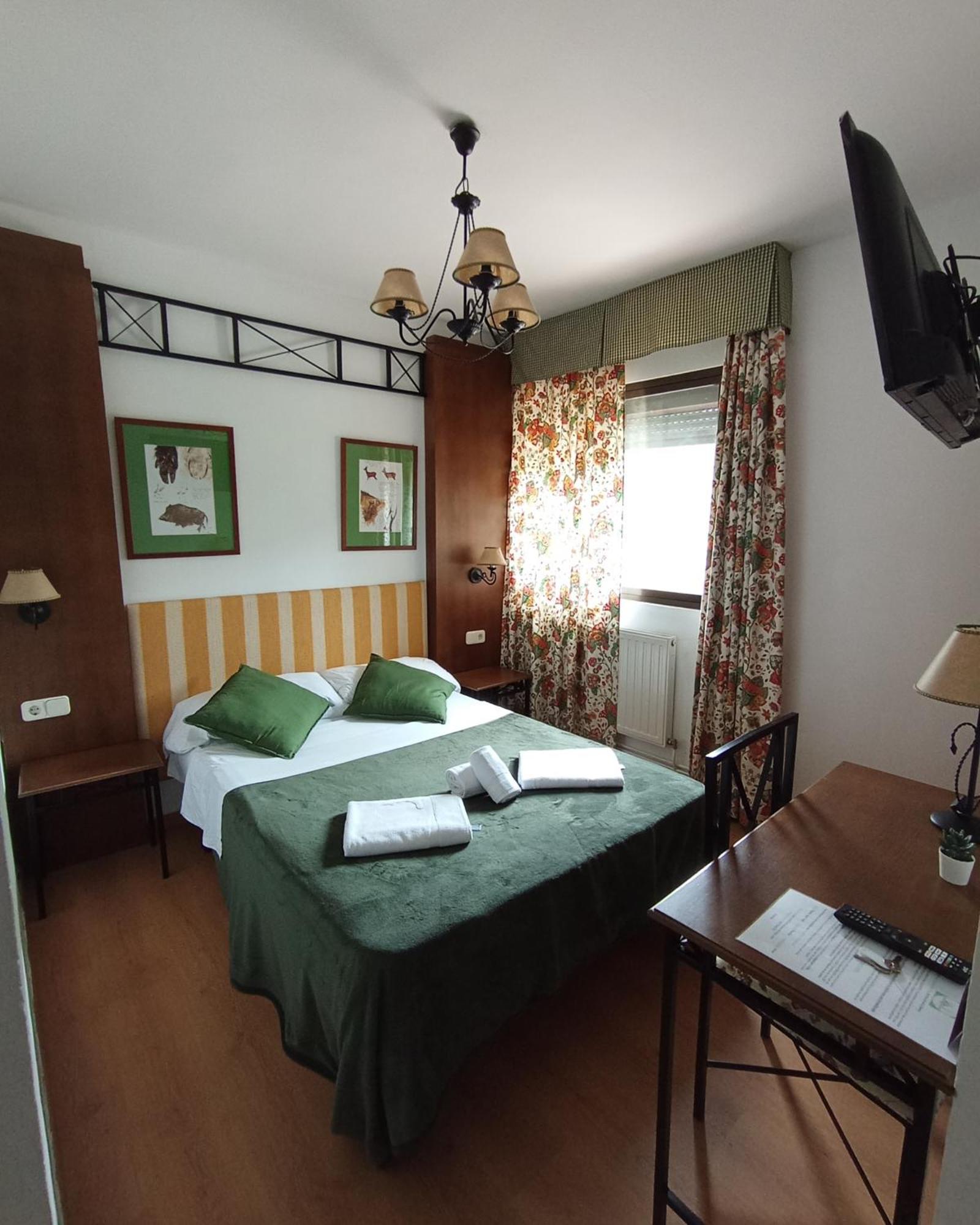 Hostal Rural Alto Tajo Poveda Poveda de la Sierra Exteriör bild