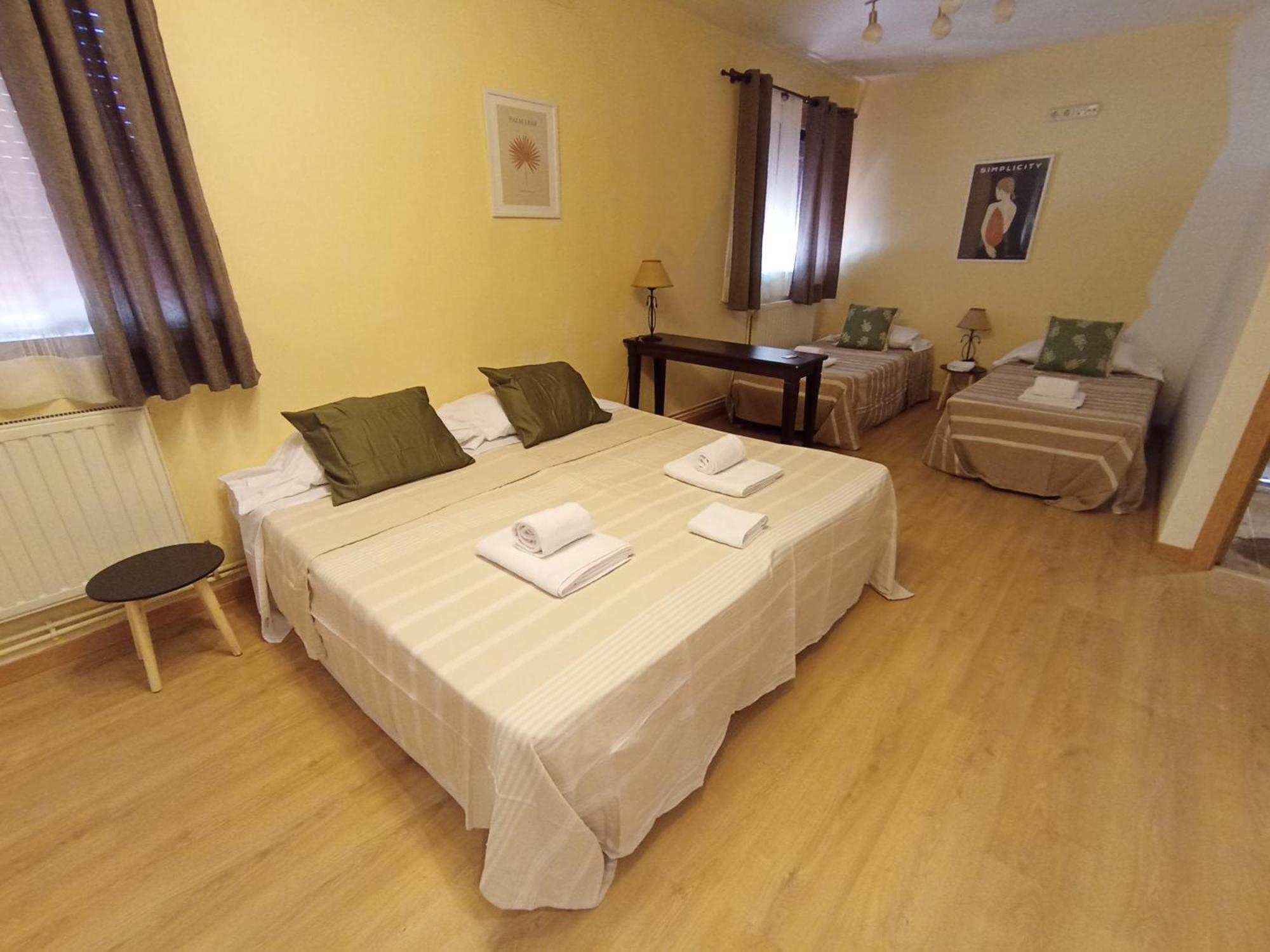 Hostal Rural Alto Tajo Poveda Poveda de la Sierra Exteriör bild